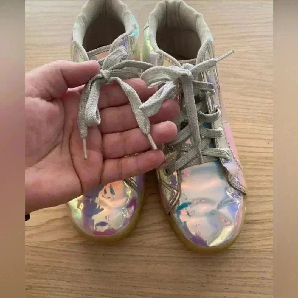 The Children's Place Holographic Hi Top Sneakers 5